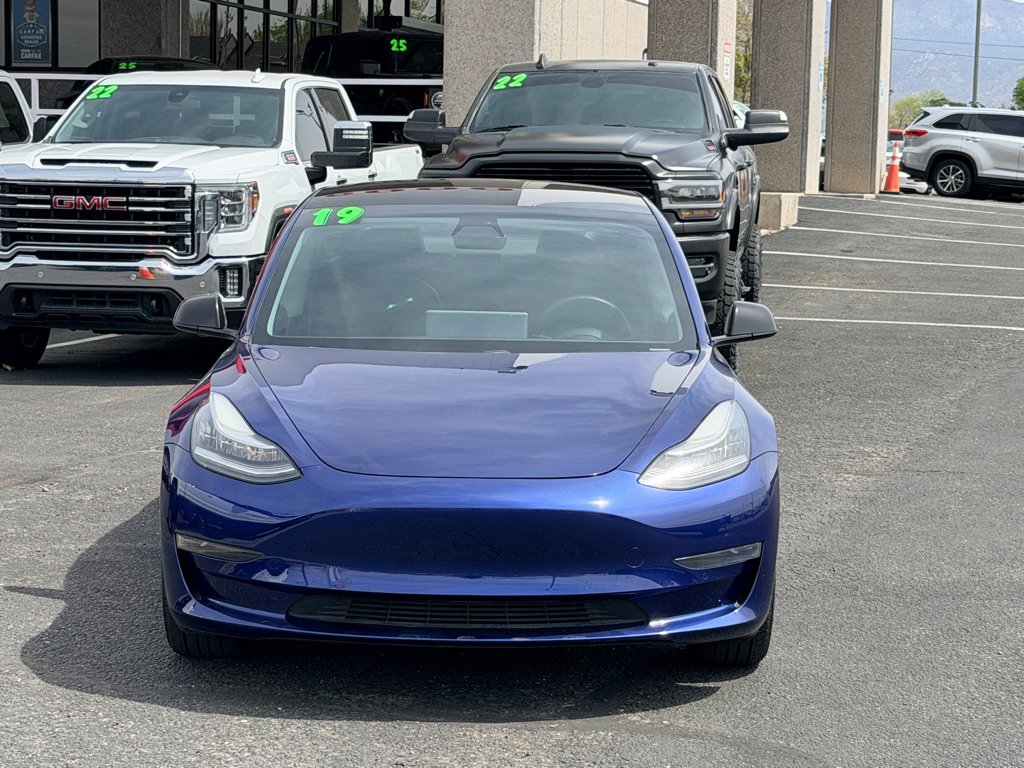 Used 2019 Tesla Model 3 Standard Range image 22