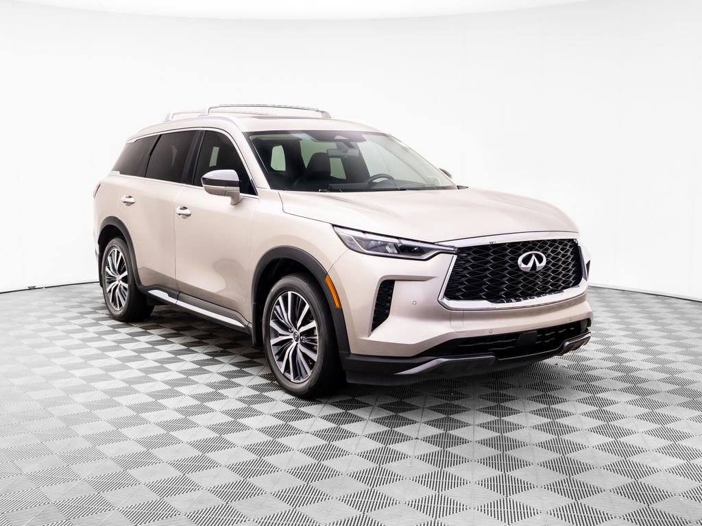 Used 2023 INFINITI QX60 Sensory w/ Vision Package image 8