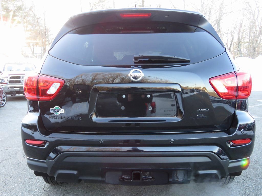 Used 2020 Nissan Pathfinder SL image 7