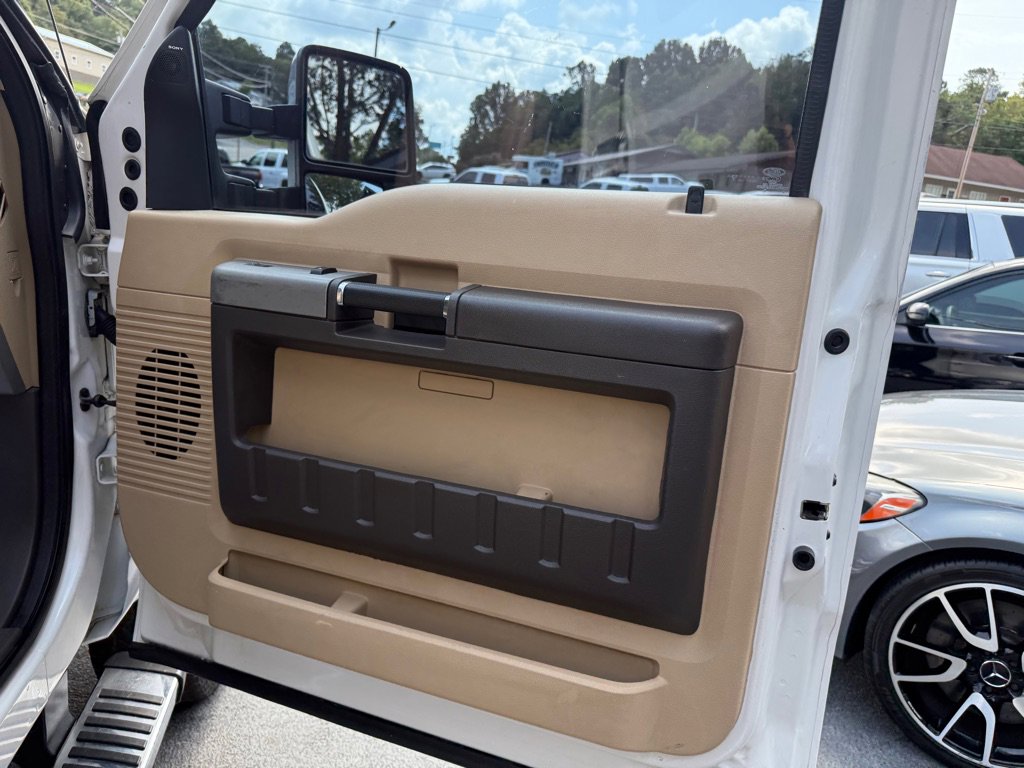 Used 2015 Ford F250 Lariat w/ Chrome Package AWD/4WD image 68
