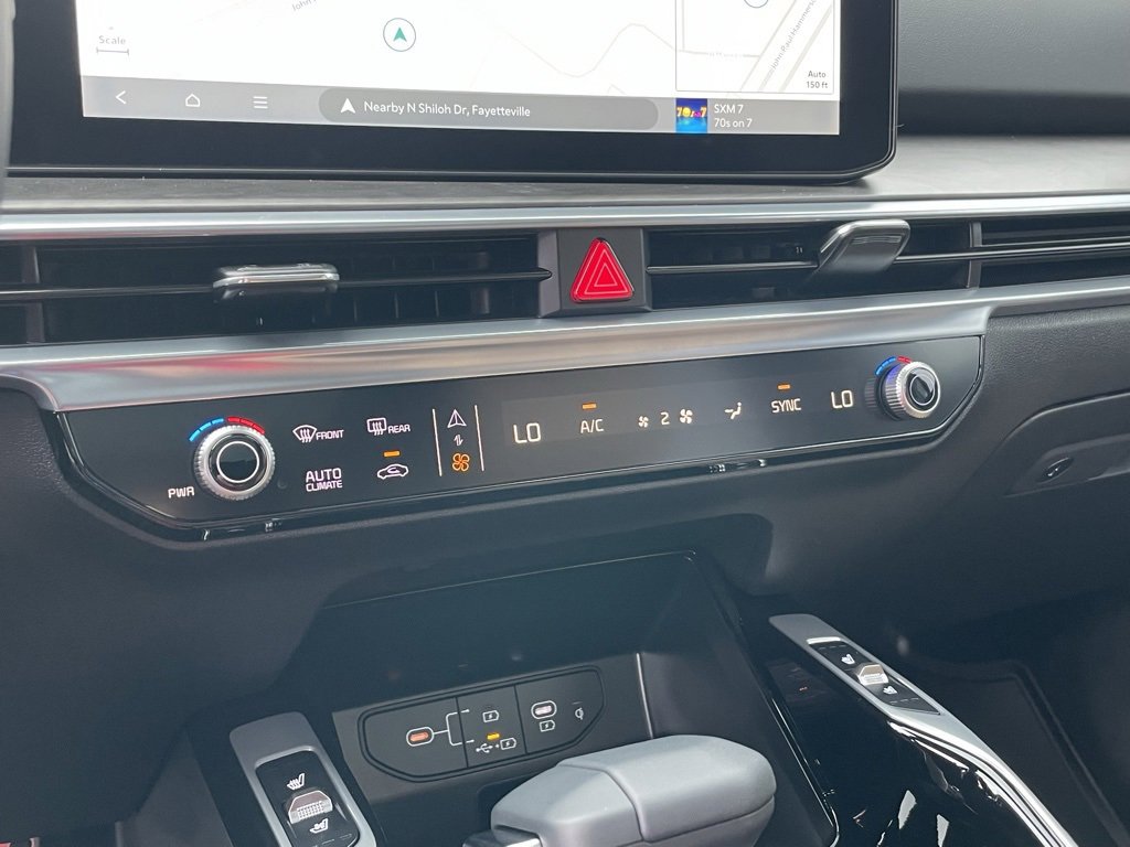 New 2026 Kia Sorento SX Prestige w/ Olive Brown Leather Package image 16