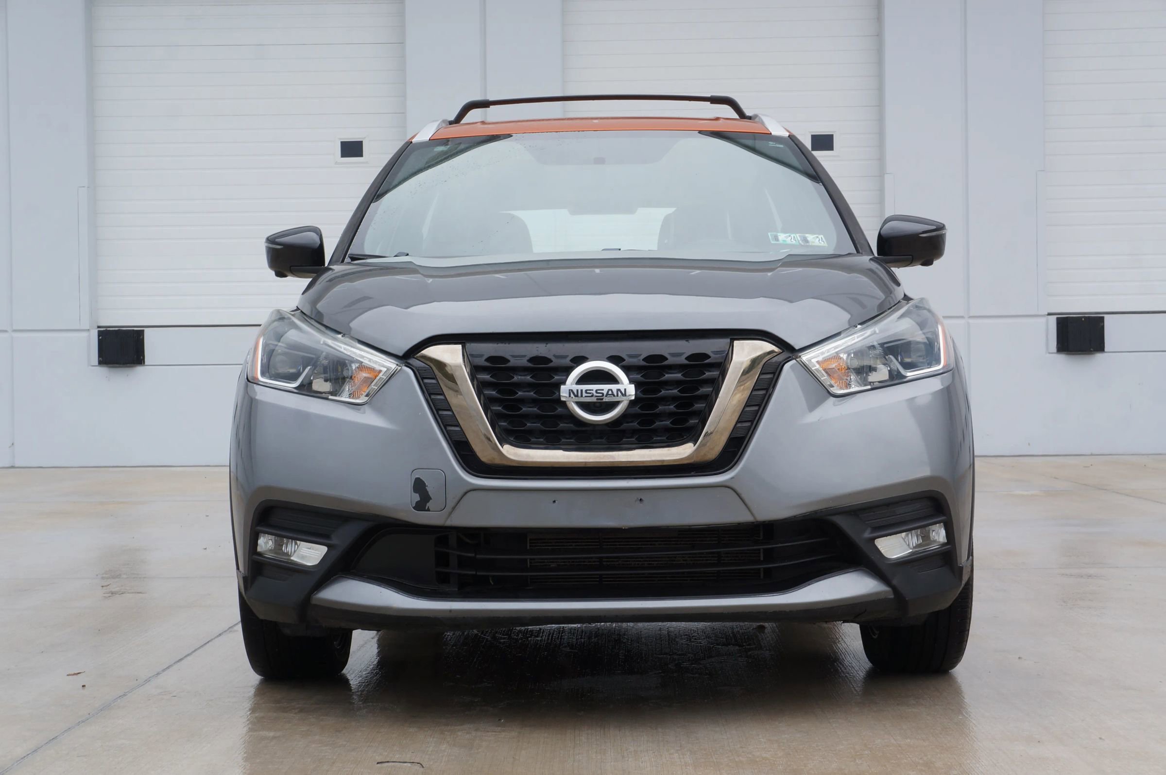 Used 2019 Nissan Kicks SR w/ SR Premium Package image 3