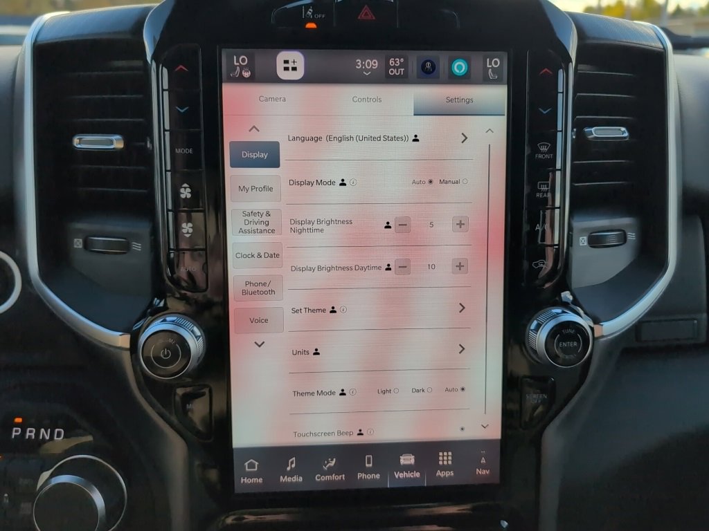 New 2026 RAM 1500 4x4 Crew Cab image 37