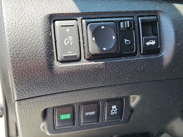 Used 2015 Nissan Sentra SV FWD image 14