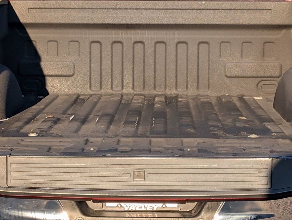 Used 2016 Ford F150 Lariat image 17