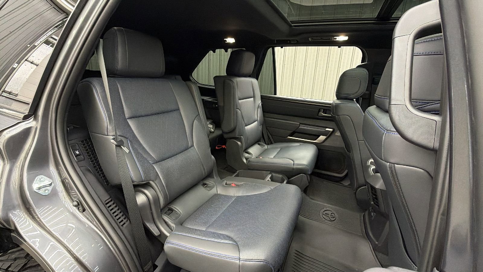 Used 2026 Toyota Sequoia Platinum w/ Tow Technology Package AWD/4WD image 39