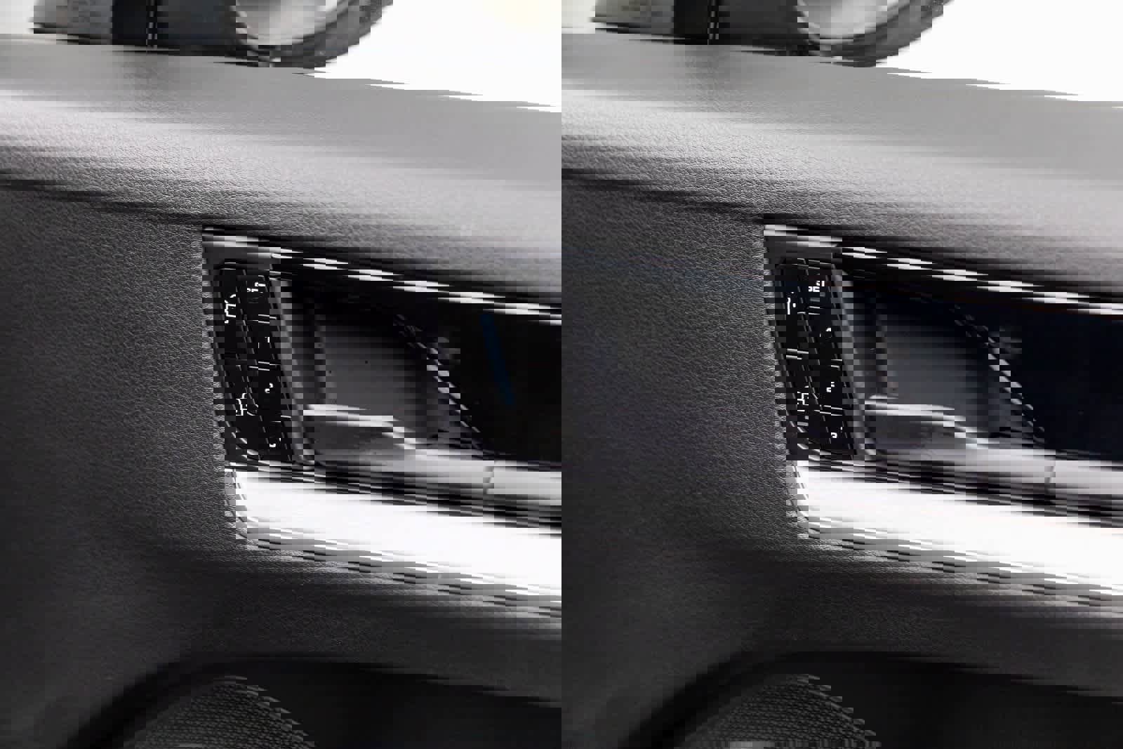 Used 2024 Porsche Cayenne S image 51