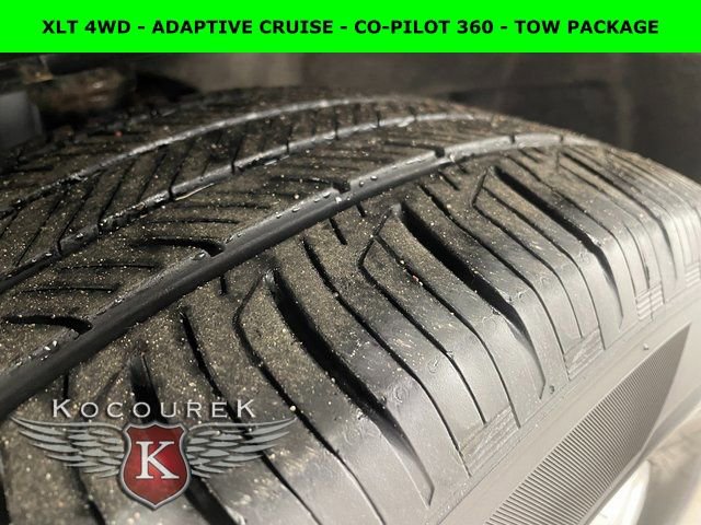 Used 2022 Ford Explorer XLT image 8