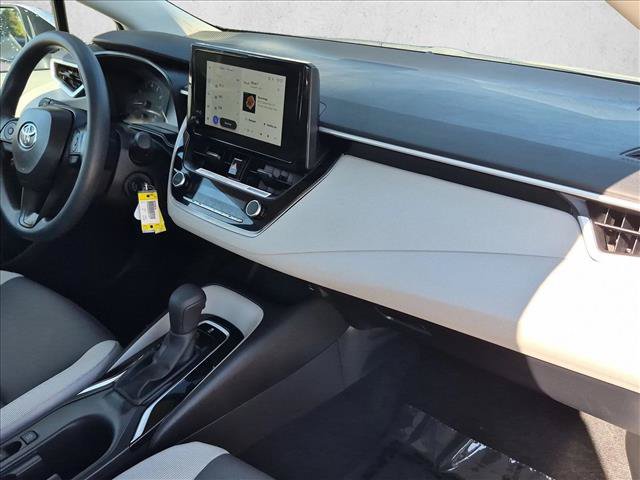 Used 2024 Toyota Corolla LE FWD image 20