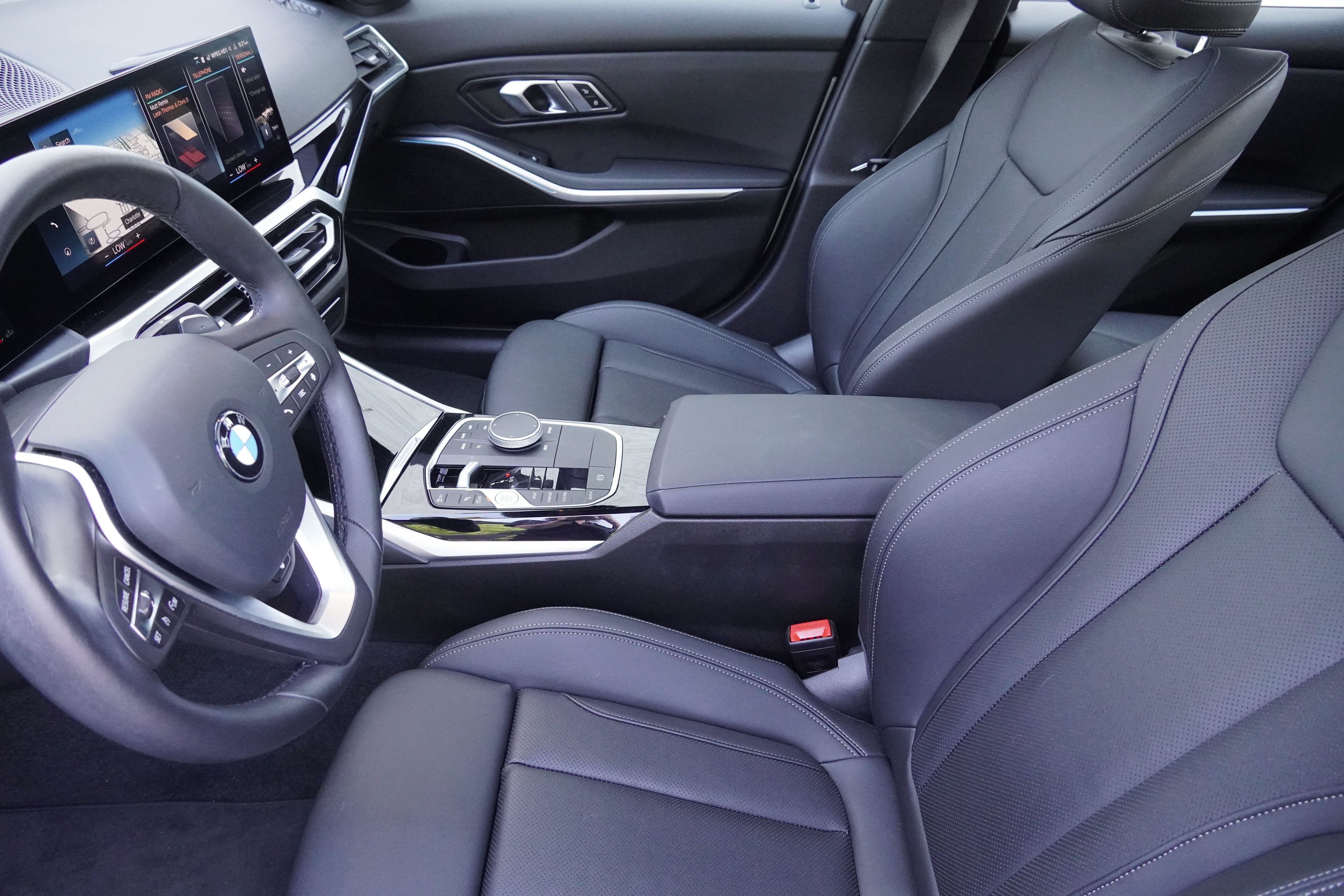 Certified 2023 BMW 330i Sedan w/ Premium Package RWD image 12