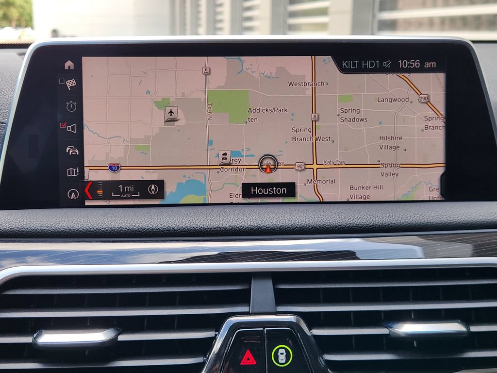 Used 2019 BMW 750i w/ M Sport Package RWD image 16