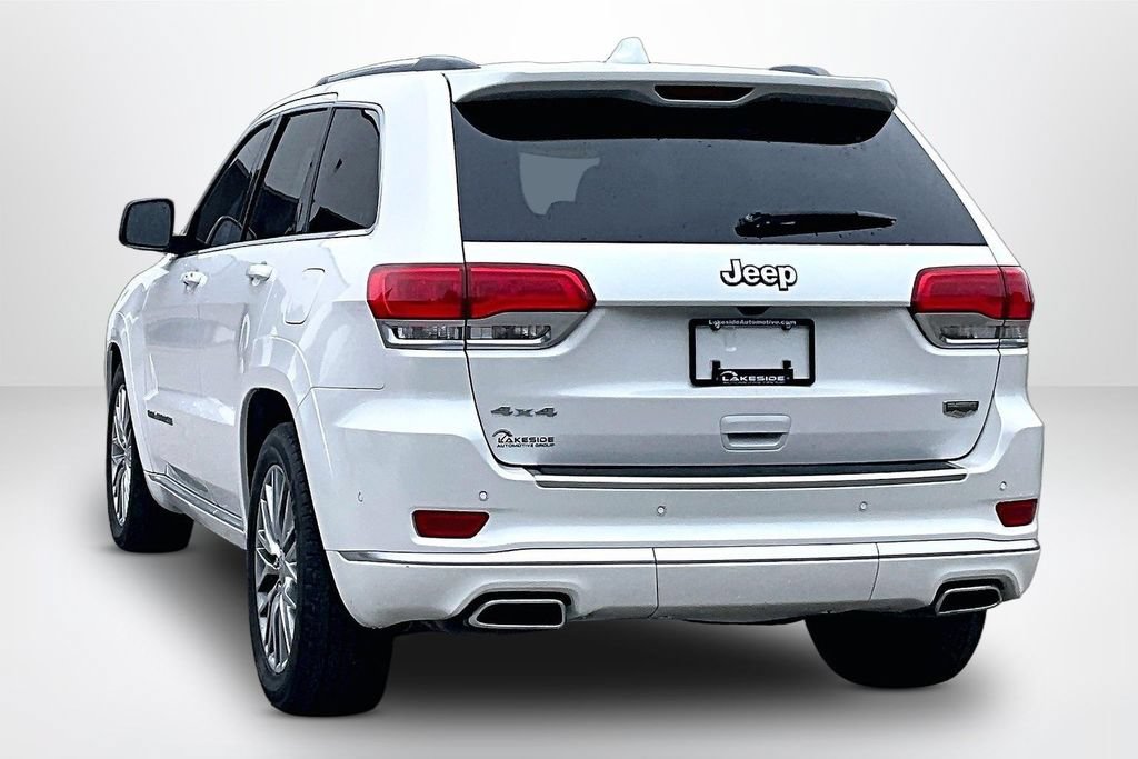 Used 2017 Jeep Grand Cherokee Summit w/ Platinum Appearance Package AWD/4WD image 4