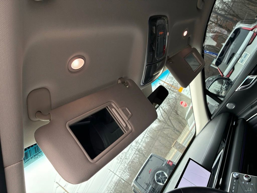 Used 2025 Genesis GV80 2.5T image 45