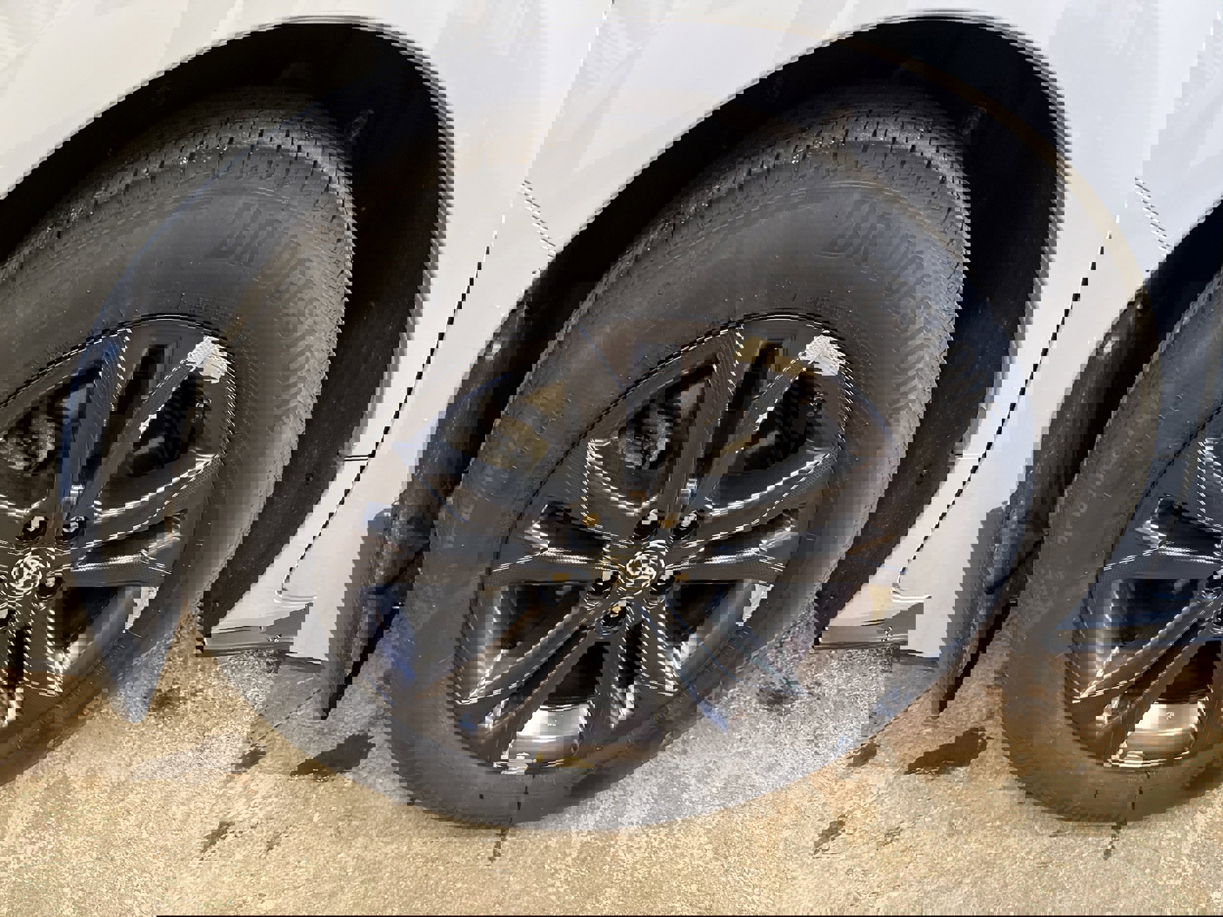 Used 2025 Toyota Sienna XSE w/ XSE Plus Package image 11