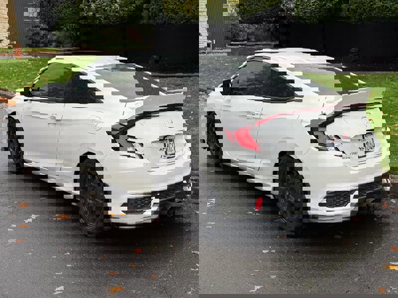 Used 2018 Honda Civic Si image 3