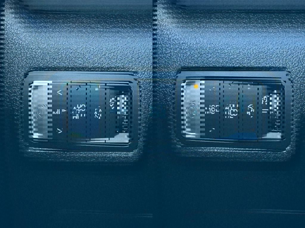 Used 2026 GMC Terrain Elevation w/ Technology Package II image 18