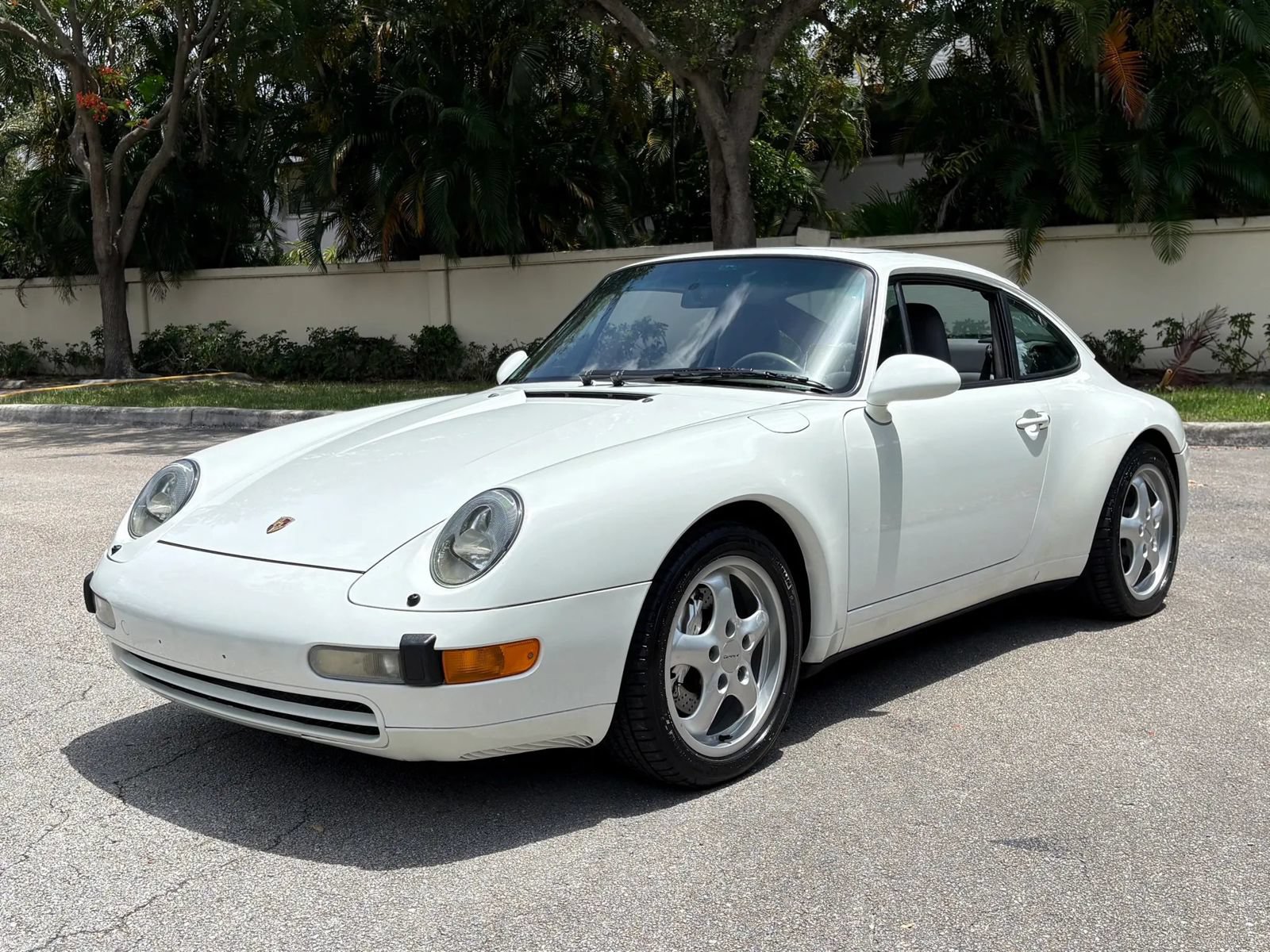 Used 1995 Porsche 911 Carrera image 7