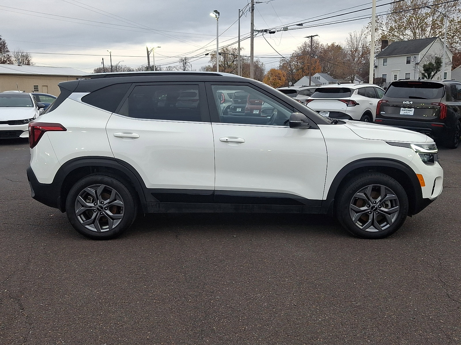 Certified 2024 Kia Seltos S image 7