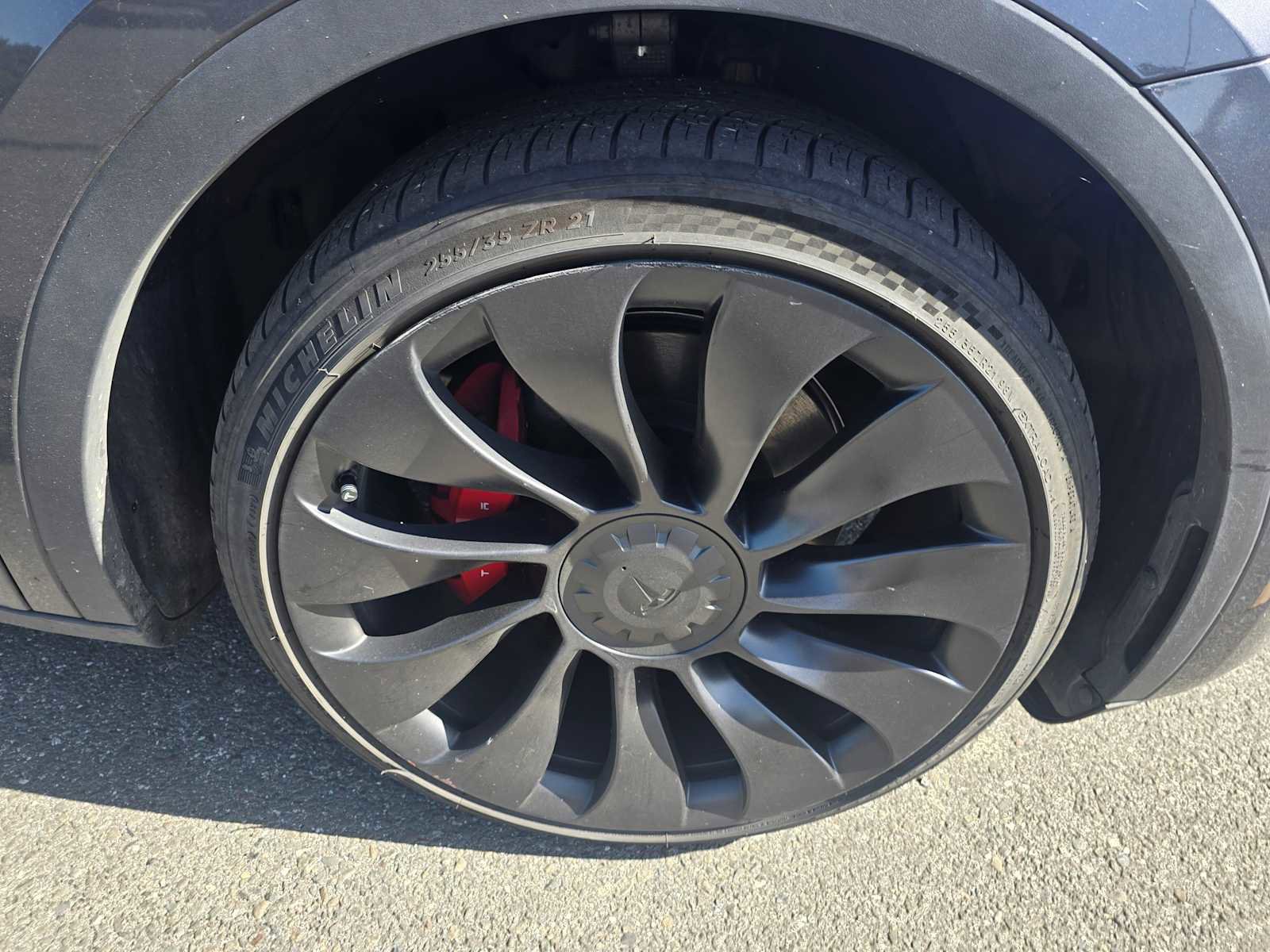 Used 2022 Tesla Model Y Performance AWD/4WD image 9