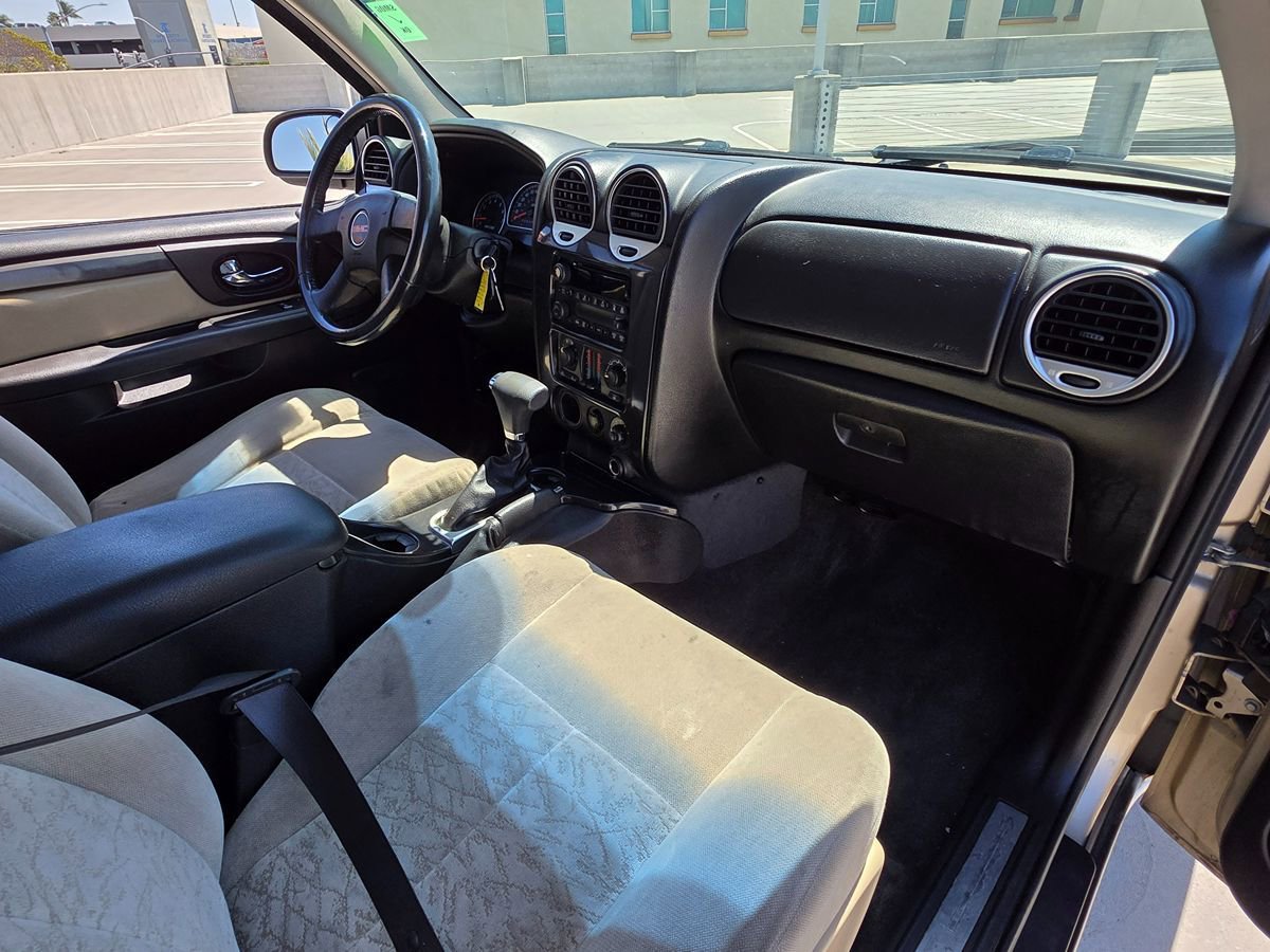 Used 2006 GMC Envoy XL SLE w/ Sle Preferred Equipment Group RWD image 11