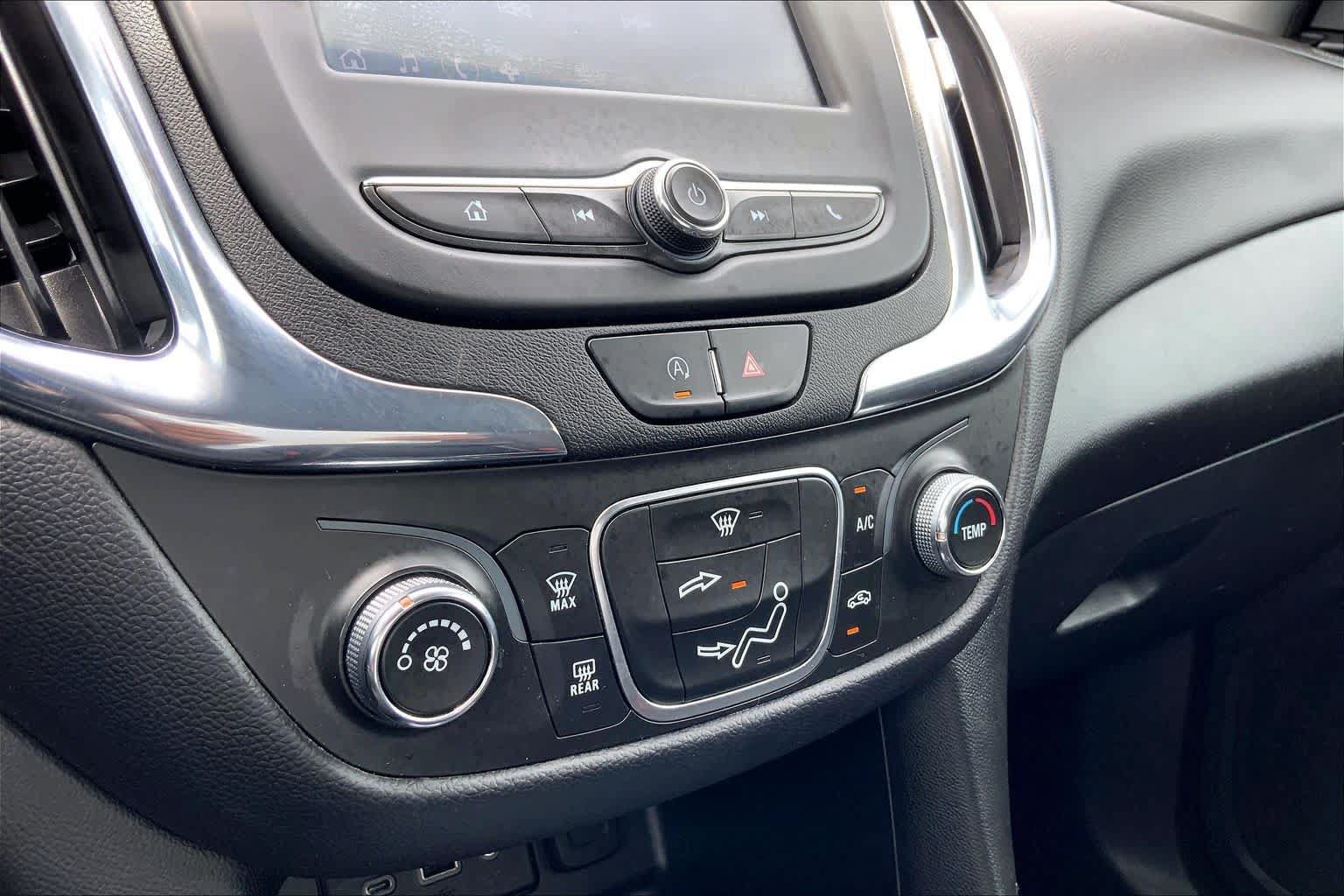Used 2023 Chevrolet Equinox LT FWD image 34