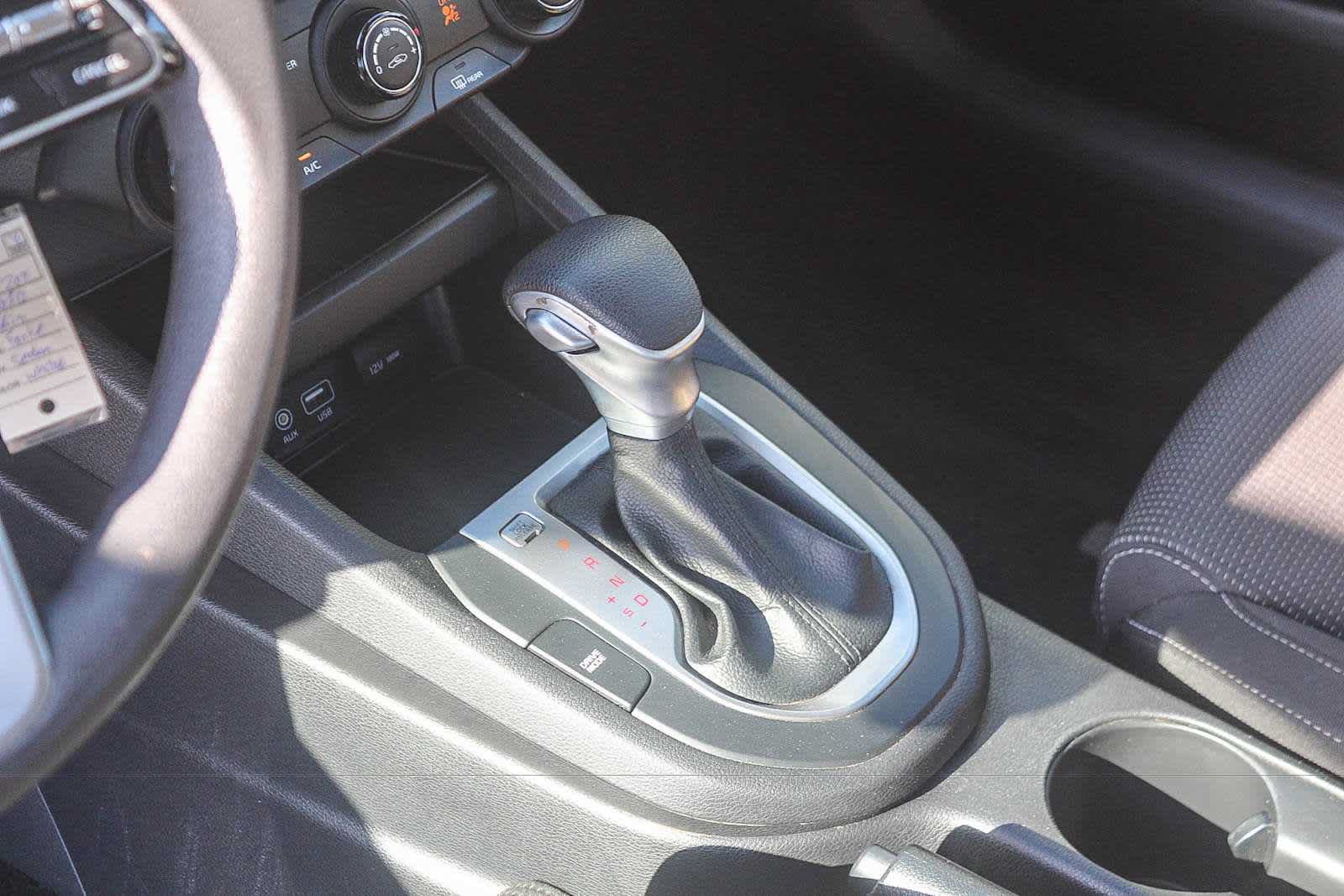 Used 2020 Kia Forte LXS FWD image 19