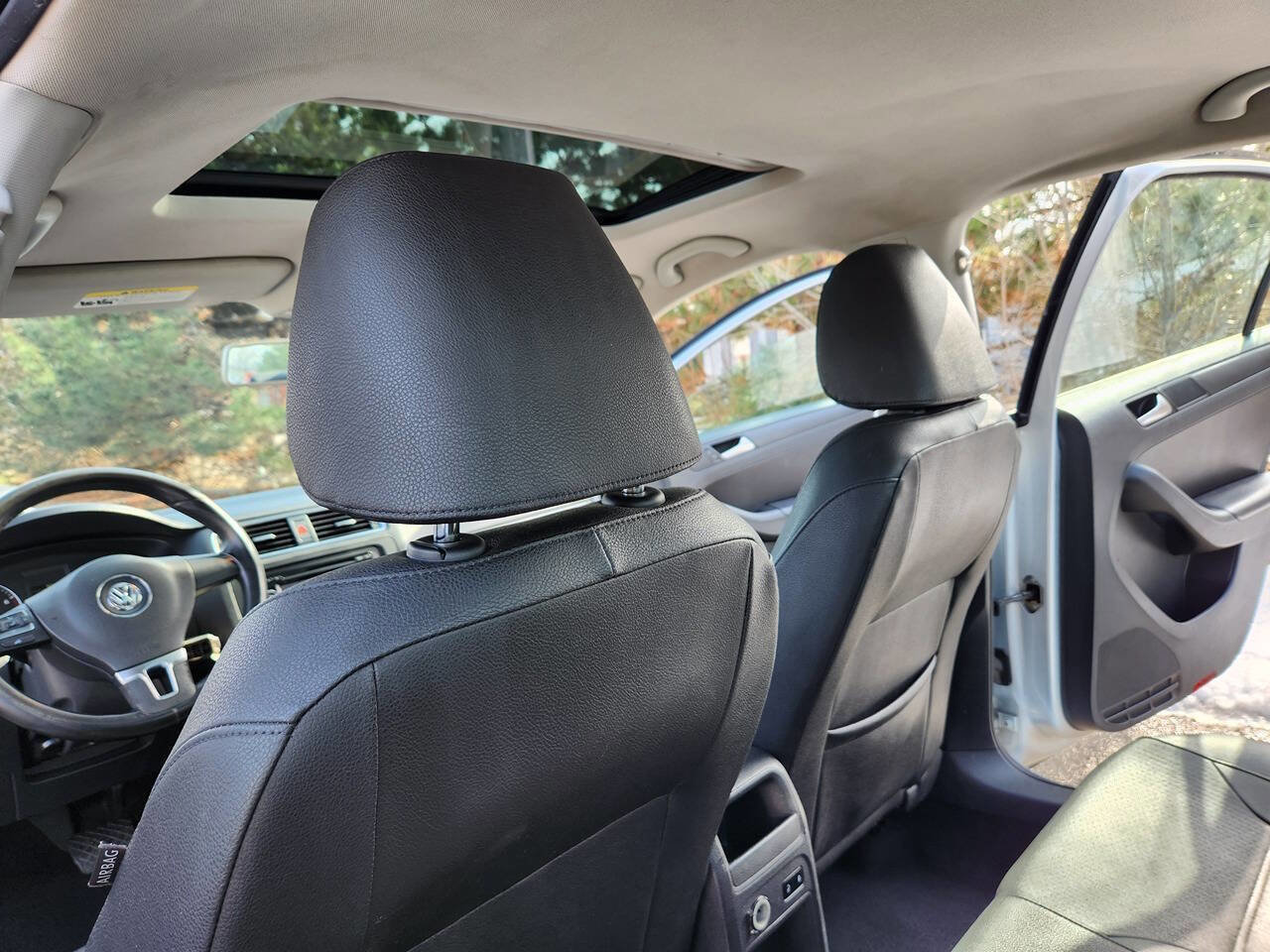 Used 2012 Volkswagen Jetta SE image 26