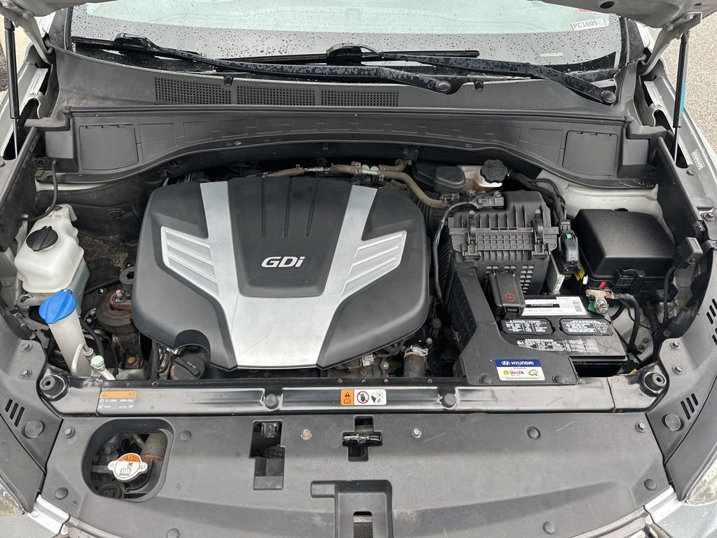 Used 2018 Hyundai Santa Fe SE image 30