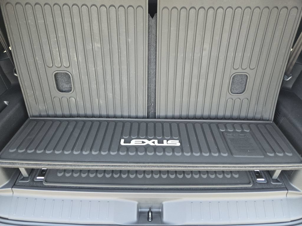 New 2026 Lexus LX 700h Luxury w/ Appearance Package AWD/4WD image 23
