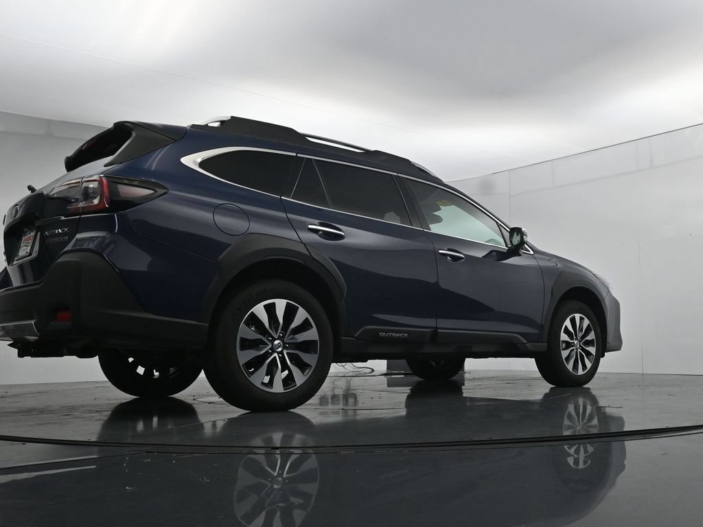 Used 2024 Subaru Outback Touring XT AWD/4WD image 38