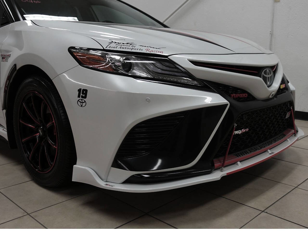 Used 2019 Toyota Camry XSE image 15