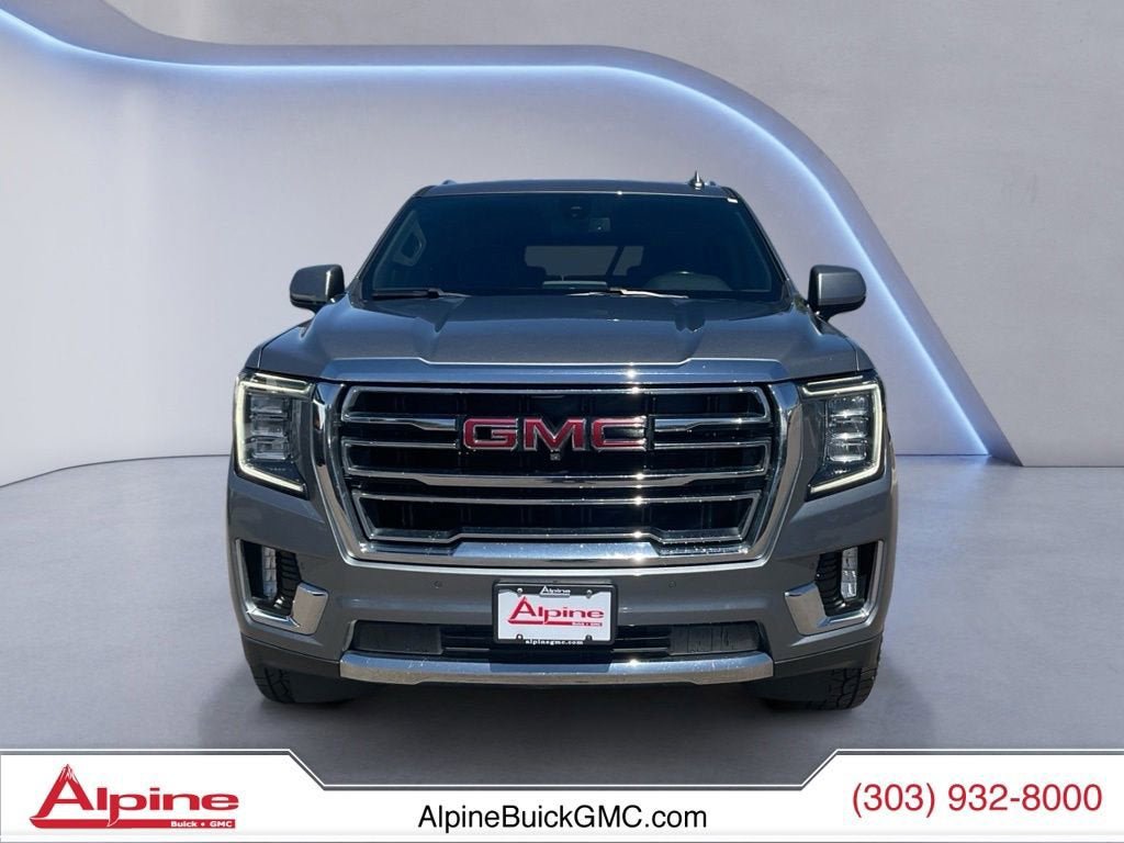 Certified 2022 GMC Yukon XL SLT w/ SLT Premium Package AWD/4WD image 8