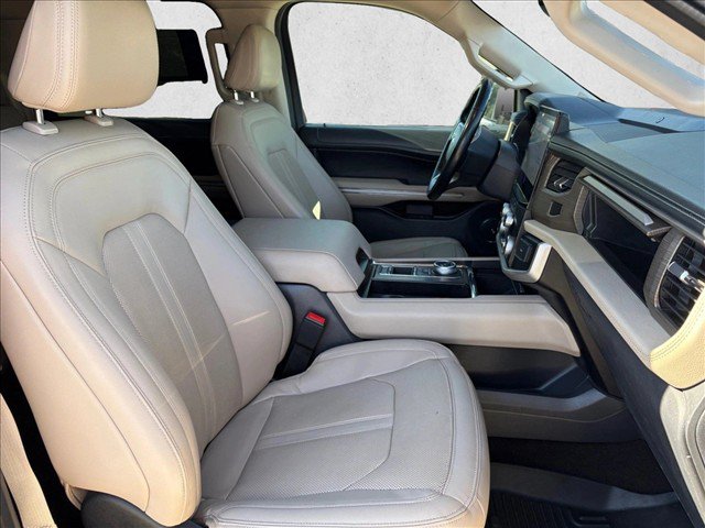 Used 2023 Ford Expedition Max Limited RWD image 22