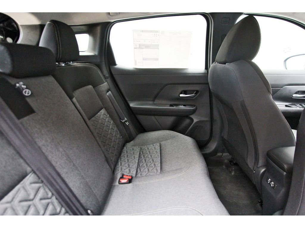 New 2026 Nissan Kicks SV w/ Charging Package image 10