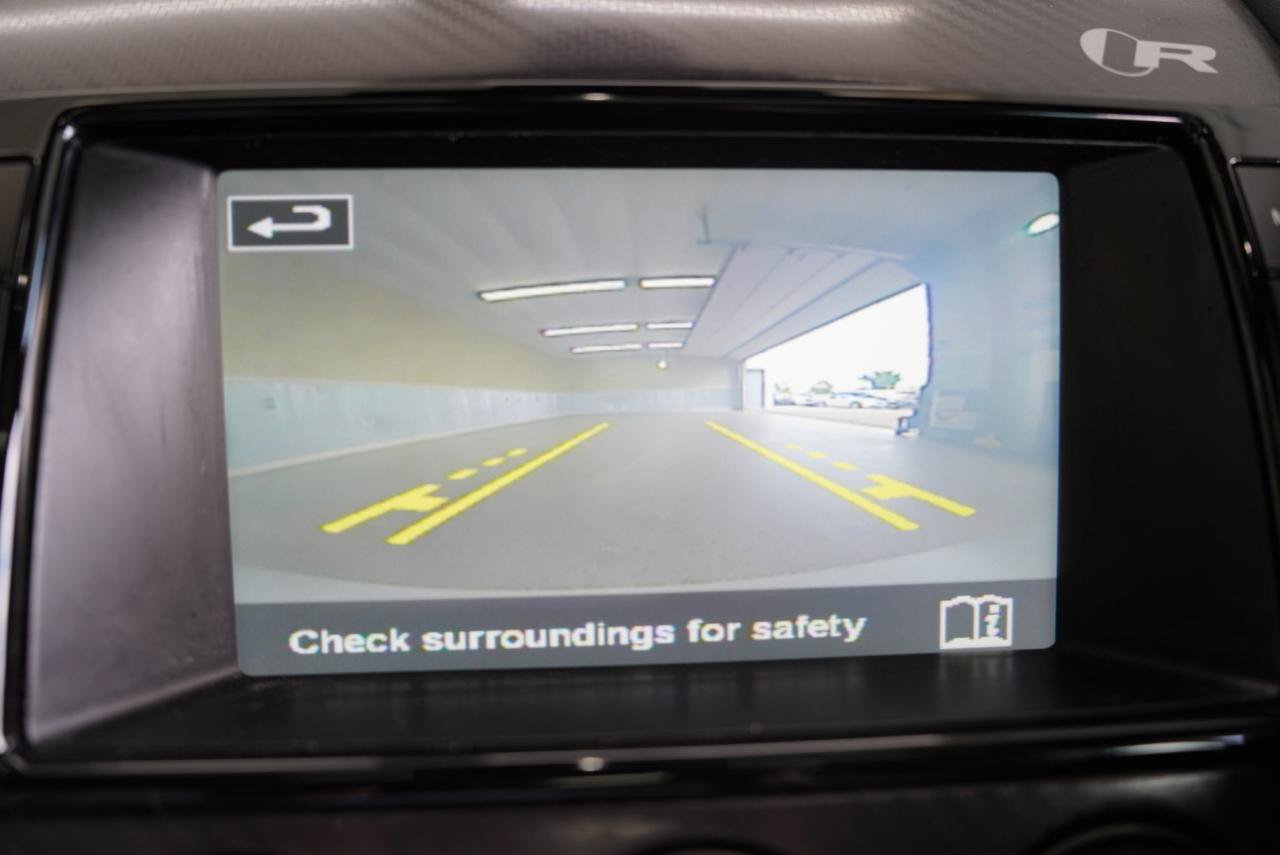 Used 2015 Jaguar F-TYPE R RWD image 19