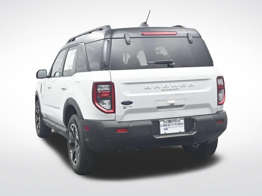 Certified 2025 Ford Bronco Sport Outer Banks AWD/4WD image 9