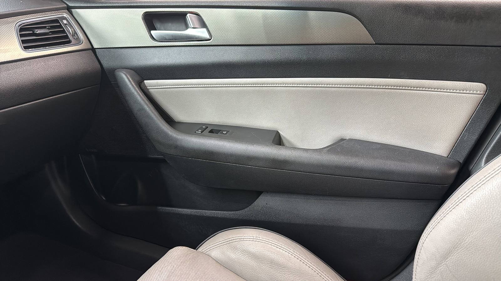 Used 2015 Hyundai Sonata Limited 2.0T FWD image 22