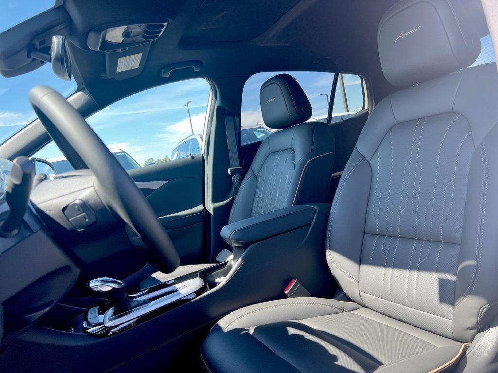 New 2026 Buick Envista Sport Touring FWD image 17