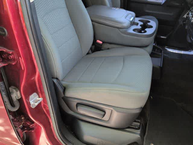 Used 2014 RAM 1500 Express AWD/4WD image 21