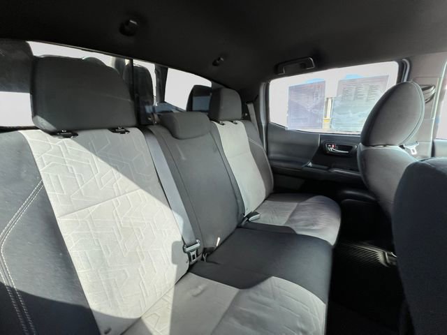 Certified 2020 Toyota Tacoma TRD Off-Road AWD/4WD image 29