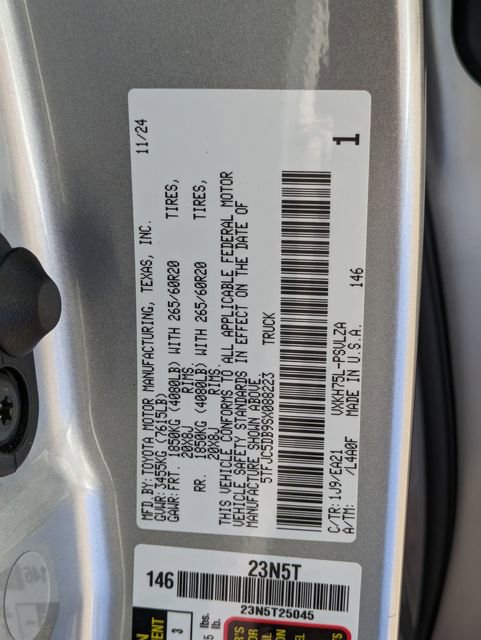 Used 2025 Toyota Tundra Limited image 30
