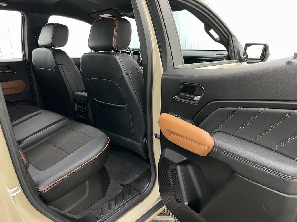 Certified 2024 GMC Canyon AT4 w/ Technology Package image 42