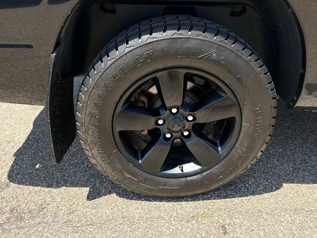 Used 2019 RAM 1500 Express w/ Wheel & Sound Group AWD/4WD image 23