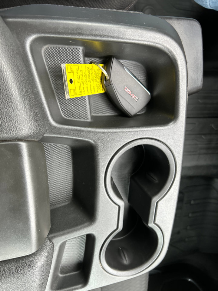 Used 2023 GMC Sierra 1500 SLE w/ X31 Off-Road Package image 13