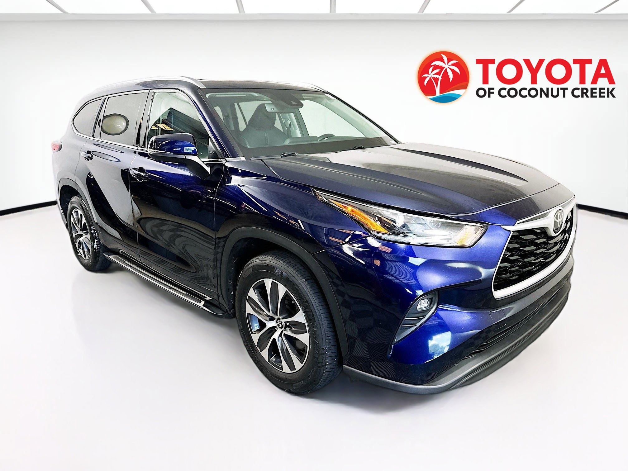Used 2021 Toyota Highlander XLE