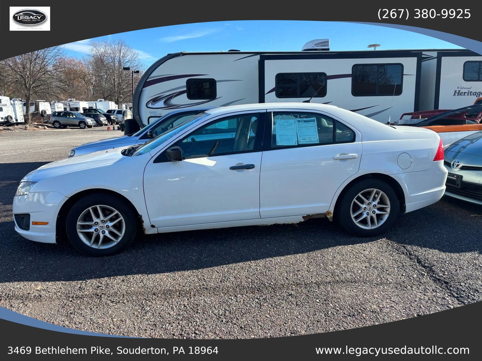 Used 2011 Ford Fusion S image 2