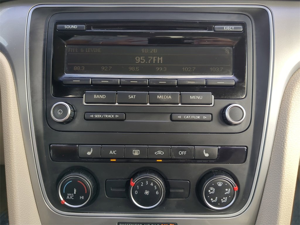 Used 2015 Volkswagen Passat 1.8T Wolfsburg Edition image 20