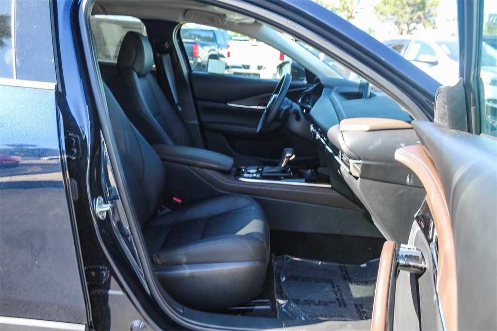 New 2025 MAZDA CX-30 2.5 Turbo w/ Premium Plus Pkg image 16