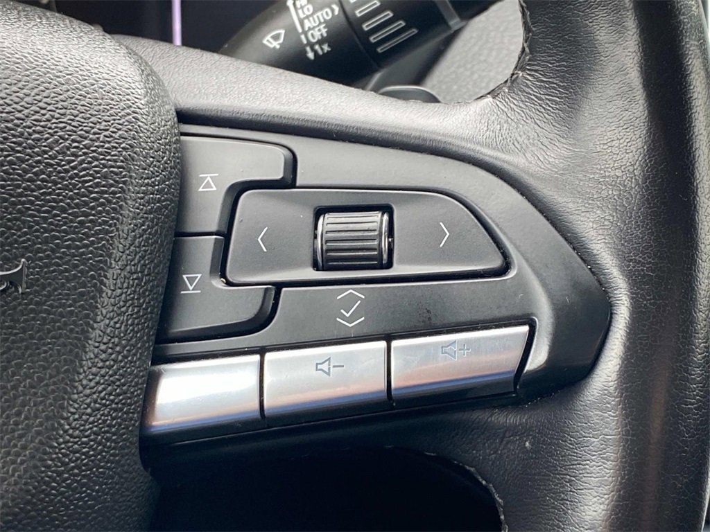 Used 2023 Cadillac XT4 Premium Luxury w/ Cold Weather Package image 25