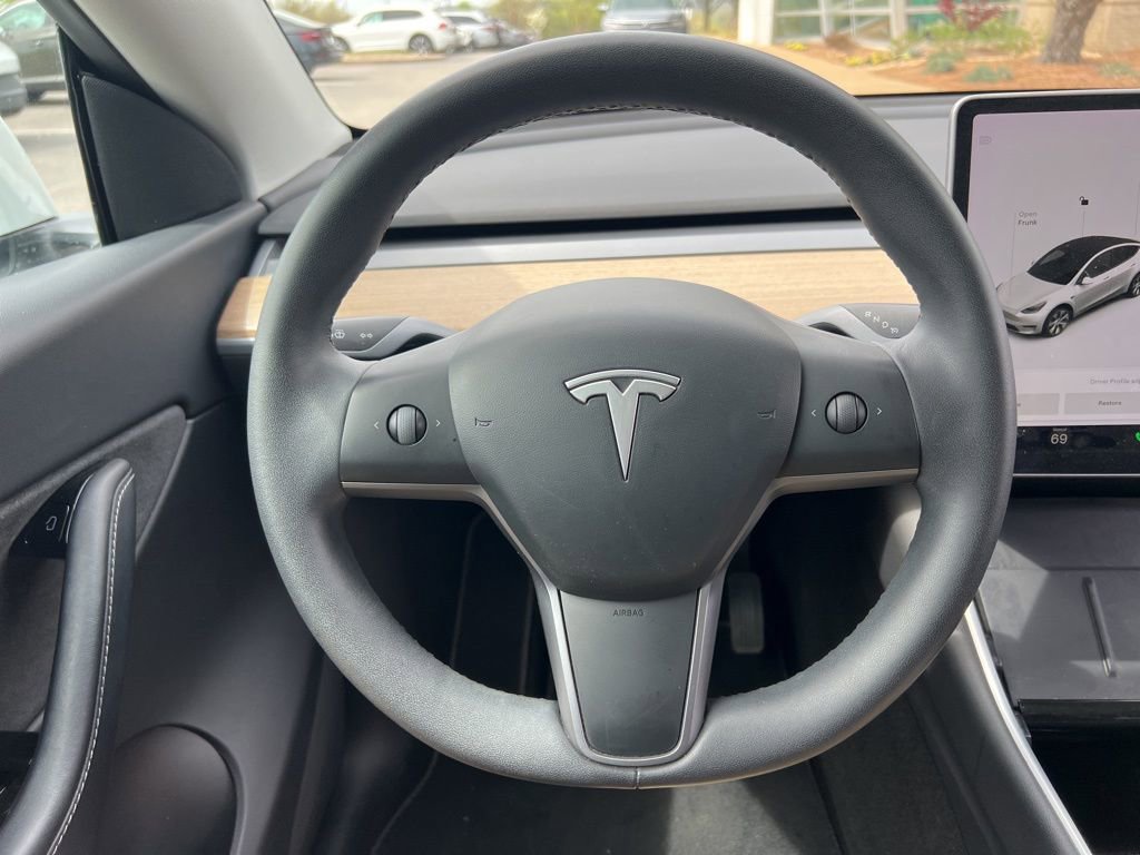 Used 2020 Tesla Model Y Long Range image 17